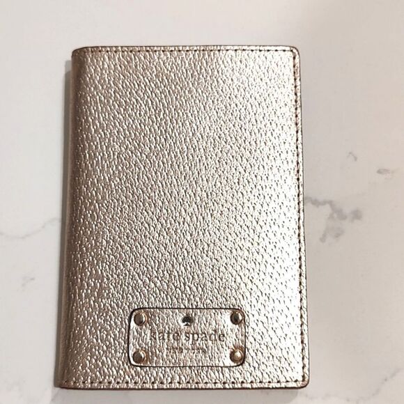 Kate Spade Metallic Rose Gold Leather Passport Holder Card Wallet - Picture 9 of 9